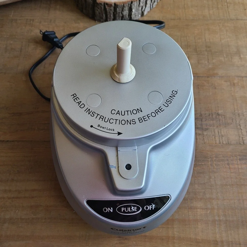 Cuisinart Prep 7 Food Processor DLC-2007N Replacement Motor Base Only SILVER‎
